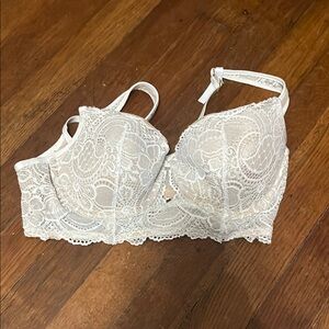 Lace Underwire Bra in Cream